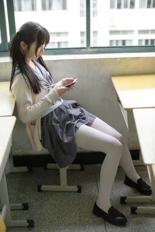 森萝财团 [X-017] JK校服白丝 [99P 1V]插图5